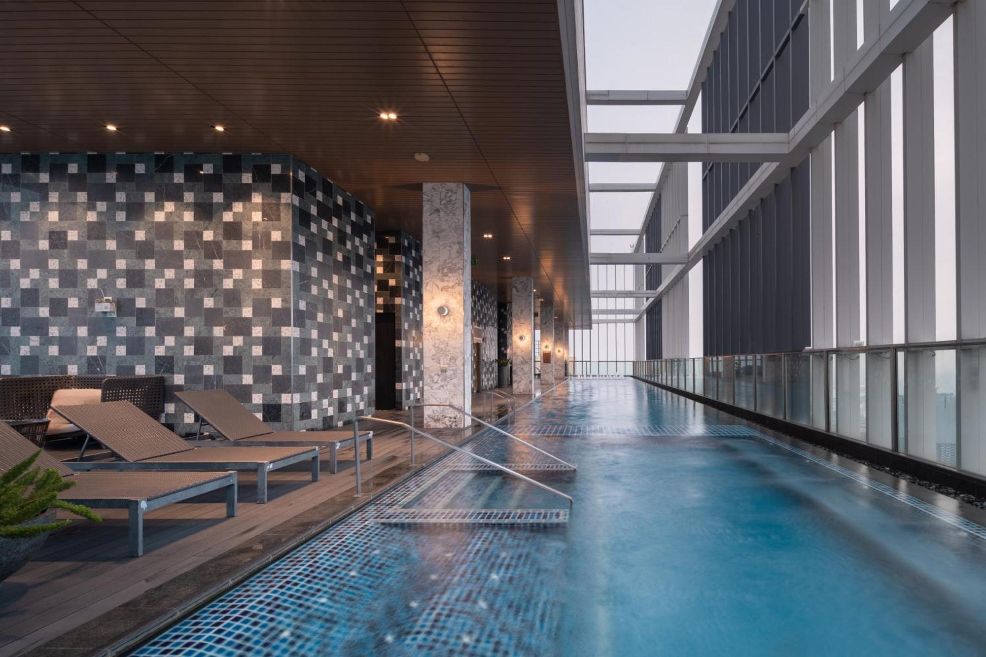 Hampton Residence Next To Emporium Banguecoque Exterior foto